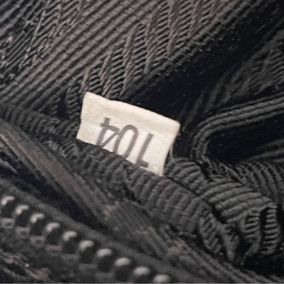 Prada gray Tessuto nylon plexiglass and leather vintage shoulder bag - Picture 9 of 9